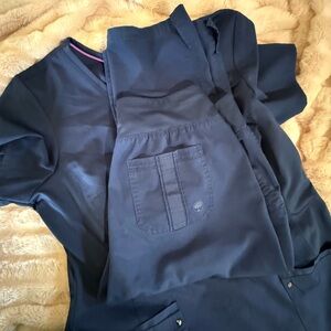 Healing hands navy  Purple Label Yoga  scrub set Top L/bottom M